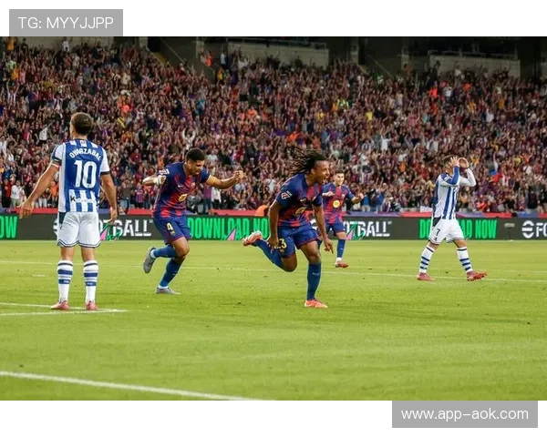 孔德防守内收较多，亚马尔深度退防要求考验巴萨右路平衡